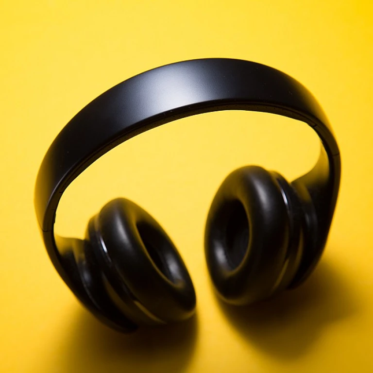 Submerged in Silence: Are Underwater Sound Systems Revolutionizing the Yachting Experience?