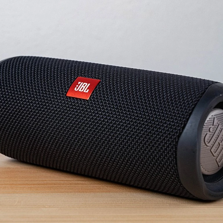 Unveiling the Elegance of Discreet Recording Gadgets