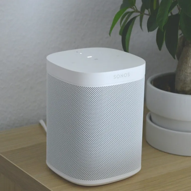 Elevate Your Home Safety with a Premium Z-Wave Smoke Alarm