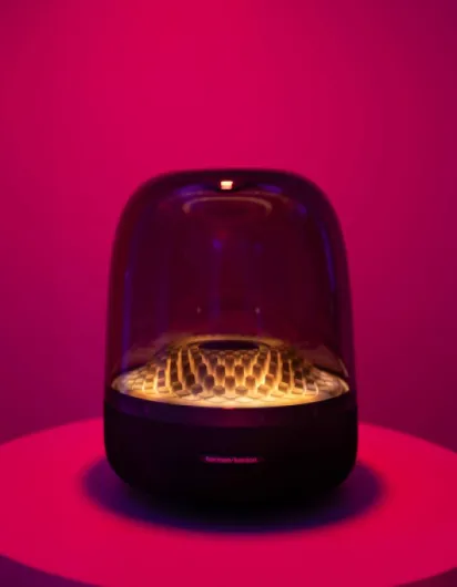 Aura Studio 4